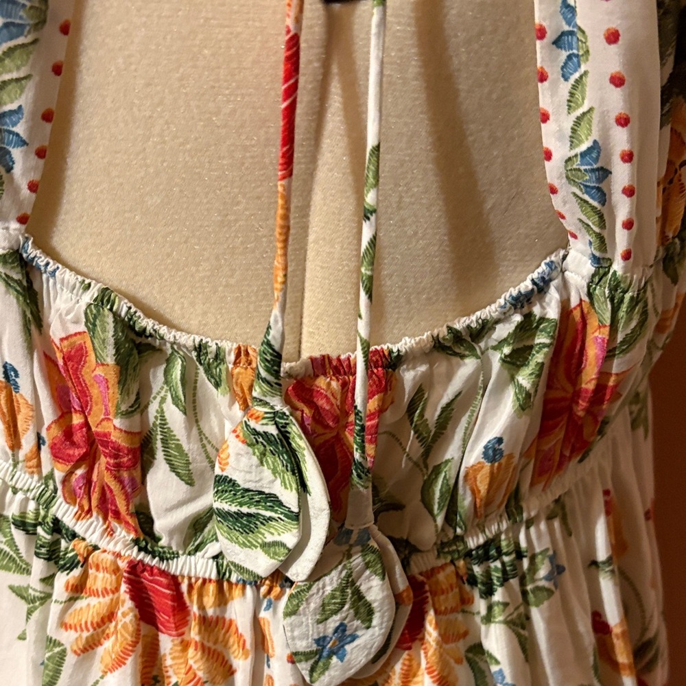 Floral Open-Back Puff Sleeve Mini Dress - White Floral - Picture 4 of 8